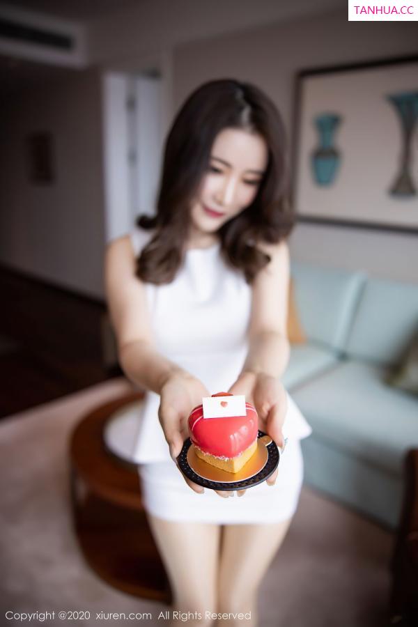 谢芷馨  [XiuRen]高清写真图 2020.08.13 No.2441 绯月樱-Cherry第28张图片